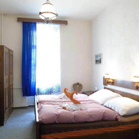 Gl Hotel Trutnov Buitenkant foto