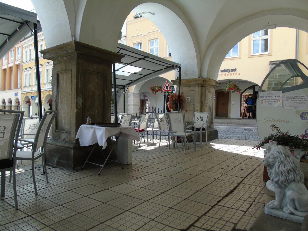 Gl Hotel Trutnov Buitenkant foto