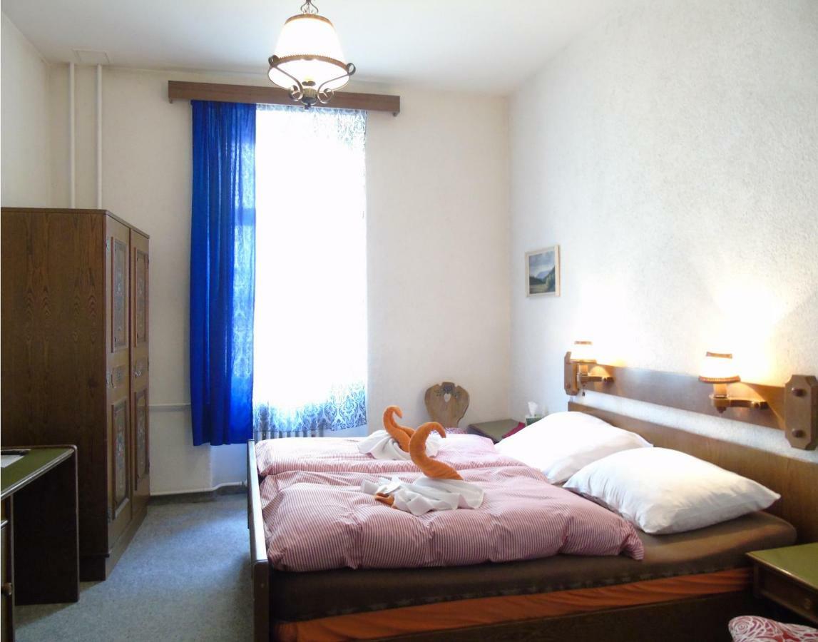 Gl Hotel Trutnov Buitenkant foto